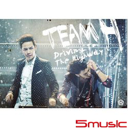 第二張正規專輯【Driving To The Highway】(華麗預購版)