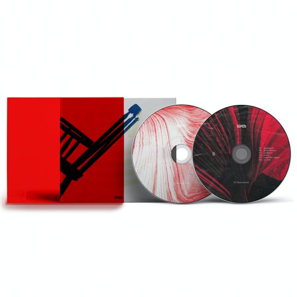 第一張正規專輯「0.1 flaws and all.」(韓國進口版)