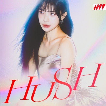 第一張單曲「HUSH (CD Ver.)」(韓國進口版)