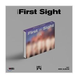 第一張專輯「IDENTITY : FIRST SIGHT」(韓國進口WE版)