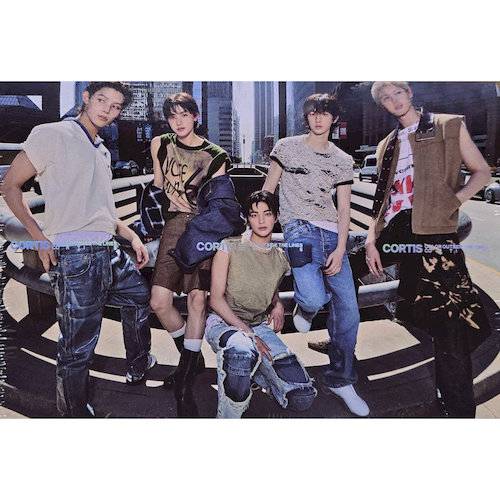 (Scene 2版)第一張迷你專輯「COLOR OUTSIDE THE LINES」(韓國進口版)