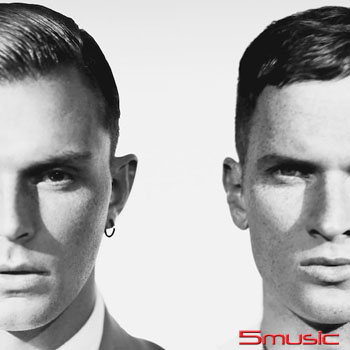 快樂悲傷 (15周年紀念版 照片彩膠2片裝)