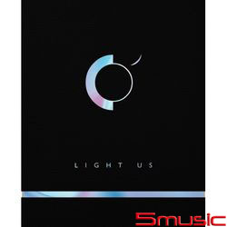 第一張迷你專輯「Light Us」(韓國進口版)