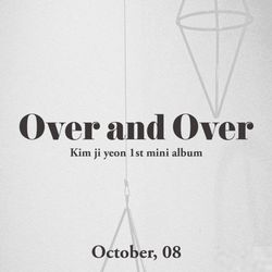 第一張迷你專輯「OVER AND OVER」(韓國進口版)