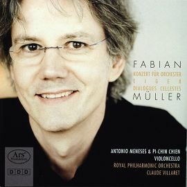 台灣女大提琴家拉奏