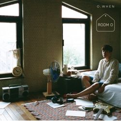 第一張專輯「ROOM O」(韓國進口版)