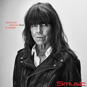 黑夜與白晝之間